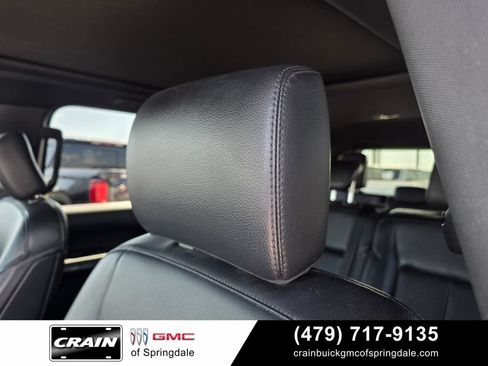 Used 2019 Ford Expedition XLT w/ Equipment Group 202A AWD/4WD image 21