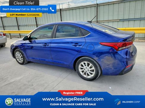 Used 2022 Hyundai Accent SEL FWD image 3