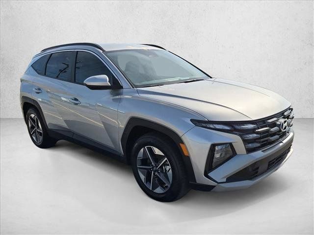 Certified 2026 Hyundai Tucson SEL Plus FWD image 3