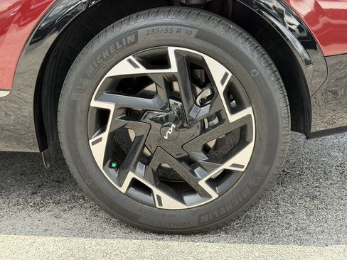 Used 2023 Kia Sportage SX FWD image 9