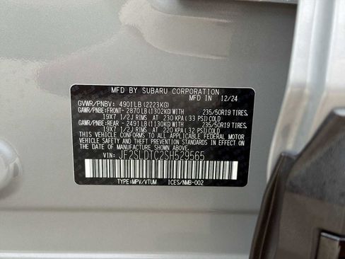 Certified 2025 Subaru Forester Touring w/ Popular Package - Touring AWD/4WD image 32