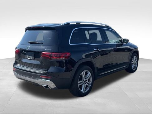Used 2022 Mercedes-Benz GLB 250 4MATIC image 4