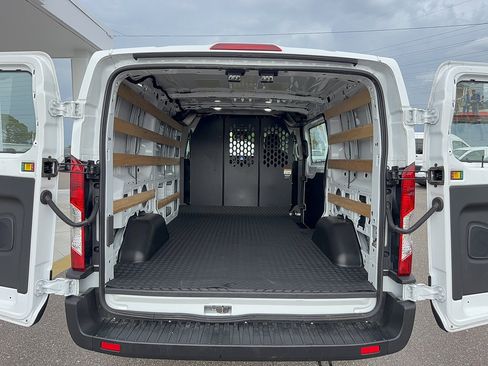 Certified 2025 Ford Transit 250 Low Roof w/ Exterior Upgrade Package RWD image 9