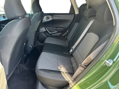 Used 2023 Kia Soul EX FWD image 13
