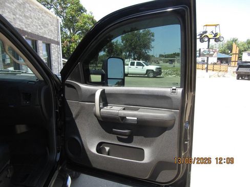 Used 2008 Chevrolet Silverado 3500 LT AWD/4WD image 14