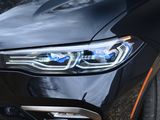 Used 2022 BMW X7 M50i w/ Luxury Seating Package image 5