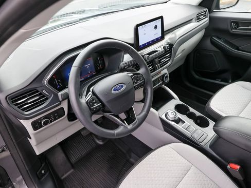 Used 2023 Ford Escape Active w/ Cold Weather Package FWD image 34