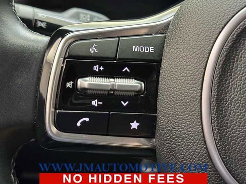 Used 2024 Kia Sorento S FWD image 40