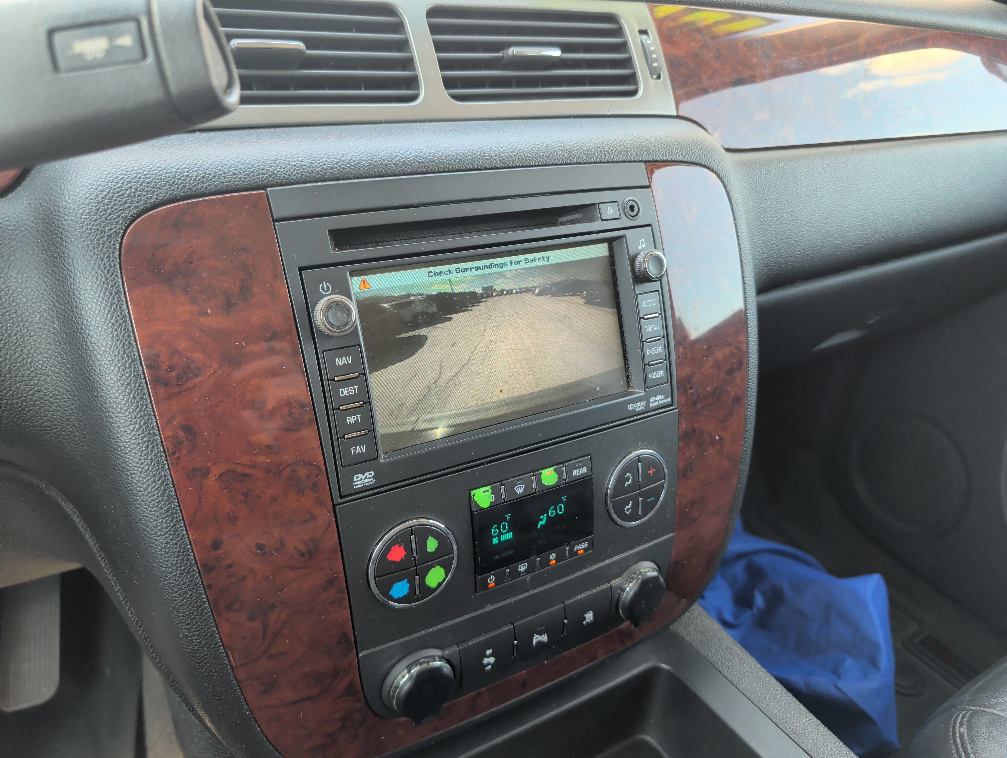 Used 2010 Chevrolet Suburban LT AWD/4WD image 34