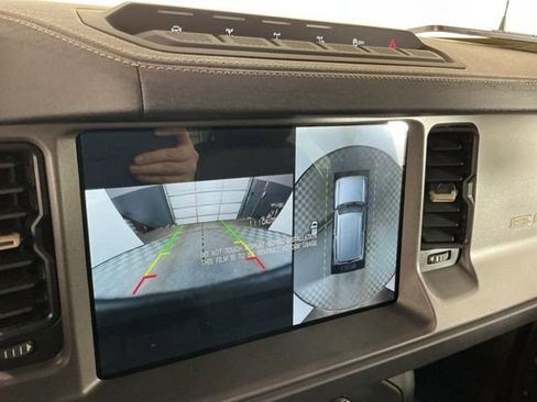 New 2025 Ford Bronco Badlands image 22