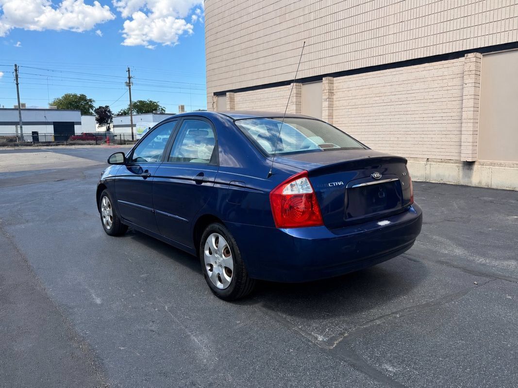 Used 2006 Kia Spectra EX FWD image 3