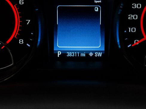 Used 2015 Chevrolet SS image 24