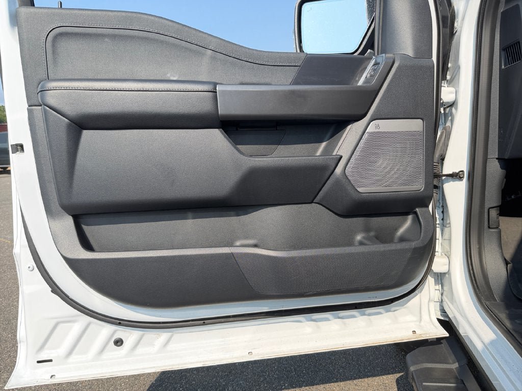 Used 2024 Ford F150 Lariat w/ Bed Utility Package AWD/4WD image 28