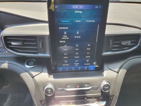 Used 2020 Ford Explorer ST w/ Premium Technology Package AWD/4WD image 39