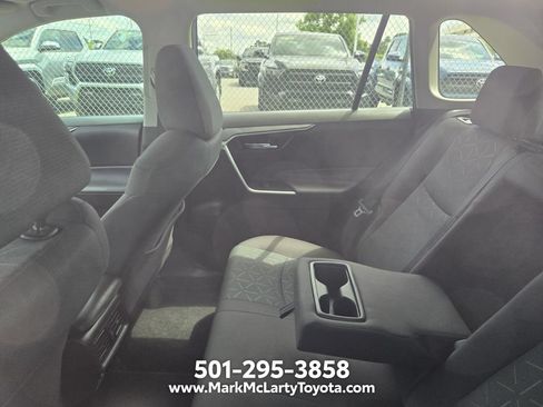 Used 2024 Toyota RAV4 XLE w/ Convenience Package FWD image 3