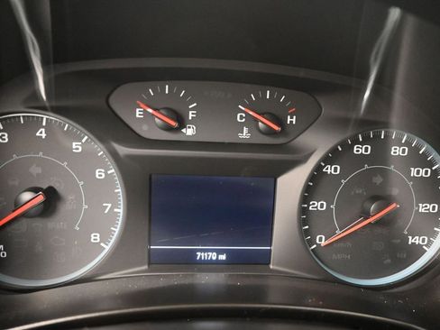 Used 2021 Chevrolet Equinox LS FWD image 10