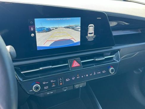 Certified 2023 Kia Niro Wind w/ Wind Preserve Package FWD image 22