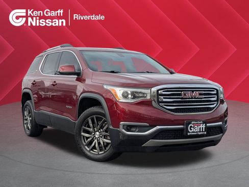 Used 2018 GMC Acadia SLT image 1