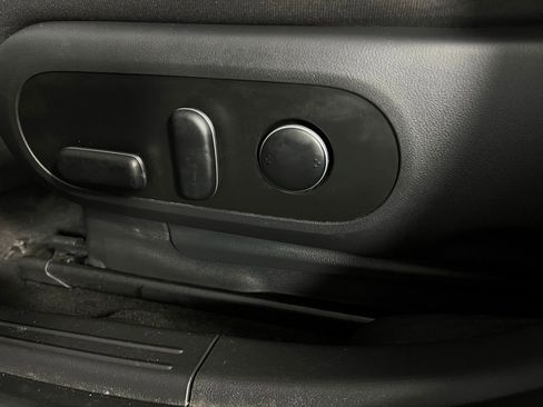 Used 2024 Hyundai Ioniq 5 SEL image 23