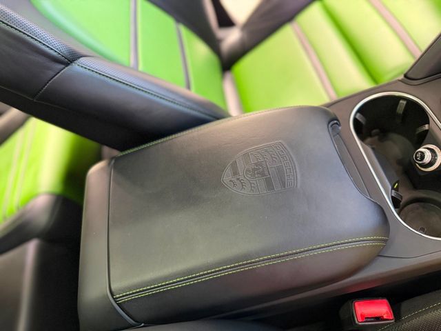 Used 2023 Porsche Cayenne Platinum Edition AWD/4WD image 34
