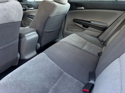 Used 2009 Honda Accord LX-P image 8