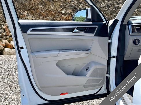 Used 2019 Volkswagen Atlas SEL R-Line AWD/4WD image 21