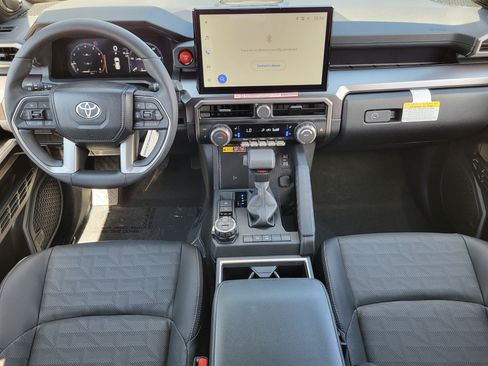 Used 2026 Toyota 4Runner TRD Off-Road Premium AWD/4WD image 18