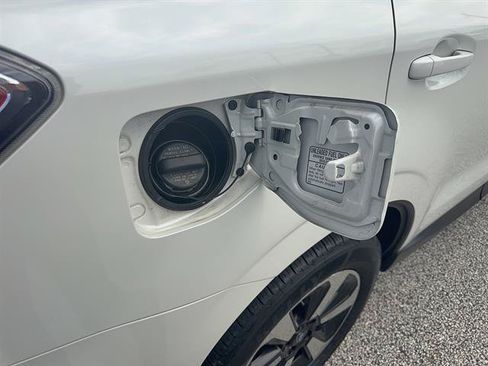 Used 2018 Subaru Forester 2.5i Limited AWD/4WD image 26