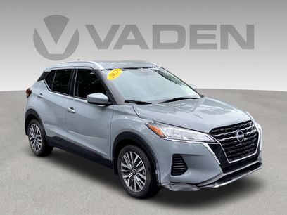 Used 2023 Nissan Kicks SV