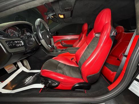 Used 2017 Maserati GranTurismo Sport image 39