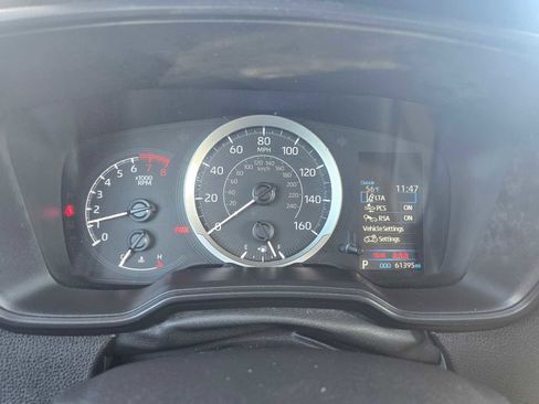 Used 2022 Toyota Corolla LE image 26