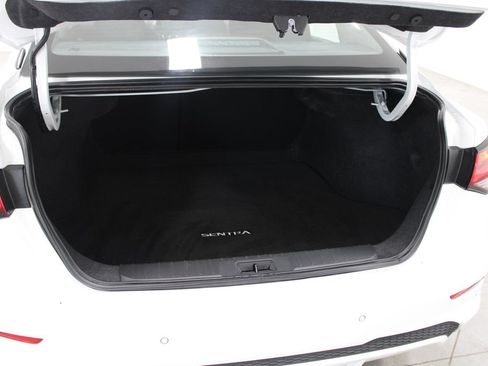 Used 2025 Nissan Sentra SV FWD image 14