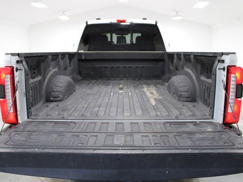 Used 2024 Ford F250 Lariat AWD/4WD image 19
