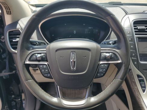 Used 2020 Lincoln Nautilus Reserve w/ Equipment Group 202A AWD/4WD image 14