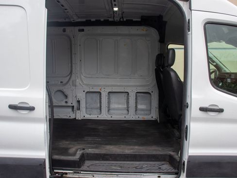 Used 2023 Ford Transit 250 Medium Roof AWD image 11