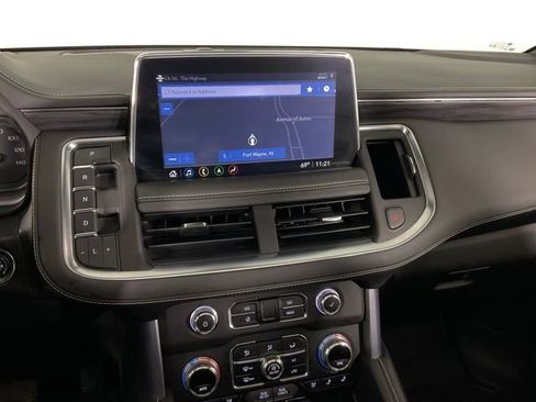Used 2021 GMC Yukon SLT w/ SLT Luxury Plus Package AWD/4WD image 16