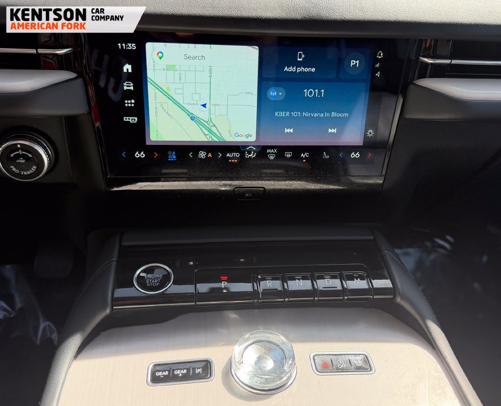 Used 2025 Lincoln Navigator Reserve AWD/4WD image 24