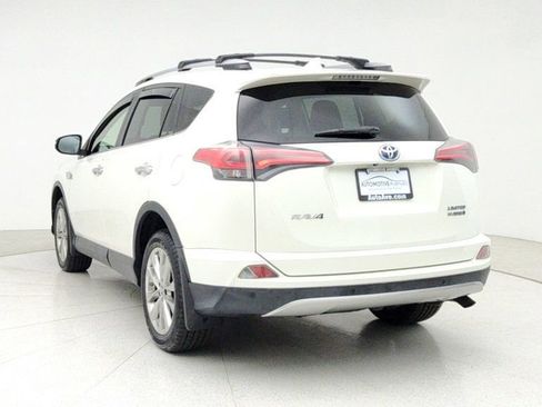 Used 2018 Toyota RAV4 Limited image 6