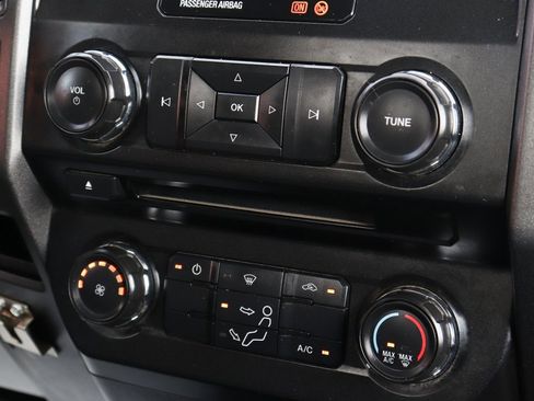 Used 2017 Ford F550 XL image 25