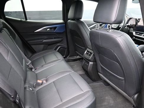 Used 2024 Chevrolet Equinox EV LT w/ Active Safety Package 3 FWD image 15