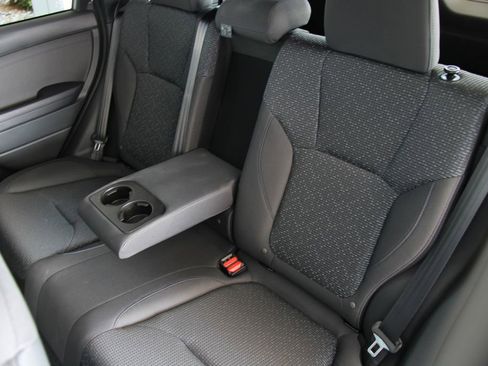 Used 2025 Subaru Forester Premium image 30