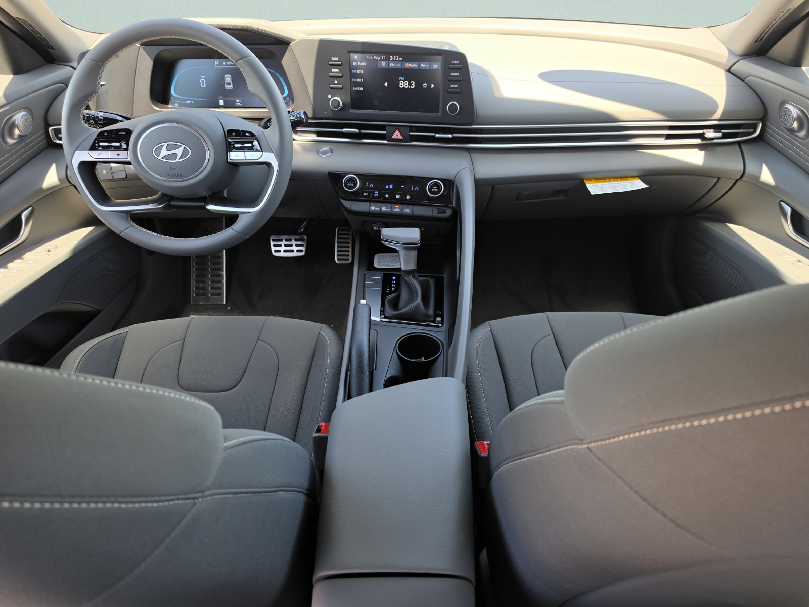 New 2026 Hyundai Elantra Sport FWD image 14