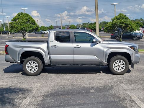 Used 2024 Toyota Tacoma SR5 RWD image 8