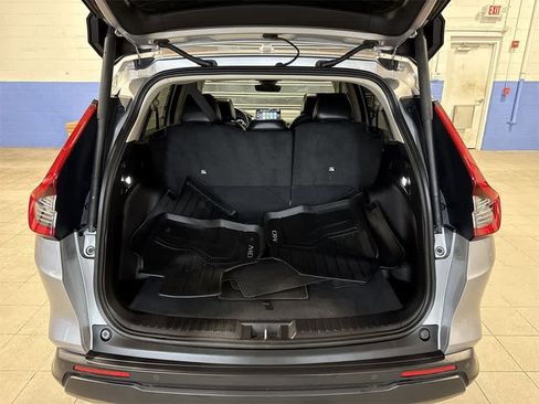 Used 2023 Honda CR-V EX-L image 11