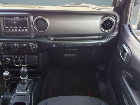 Used 2022 Jeep Wrangler Unlimited Sport AWD/4WD image 28