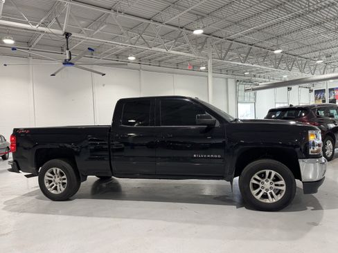 Used 2019 Chevrolet Silverado 1500 LT w/ All Star Edition image 16
