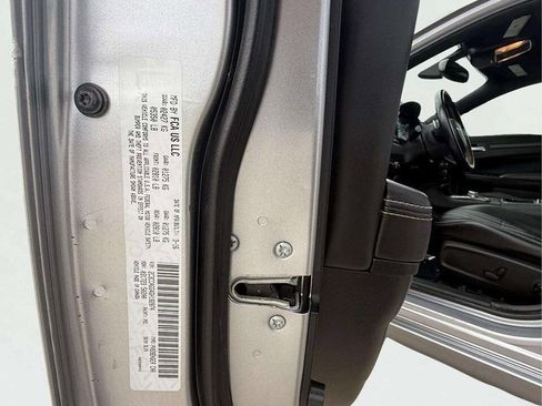 Used 2016 Chrysler 300 S AWD/4WD image 22