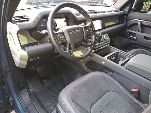 Used 2020 Land Rover Defender 110 S AWD/4WD image 10