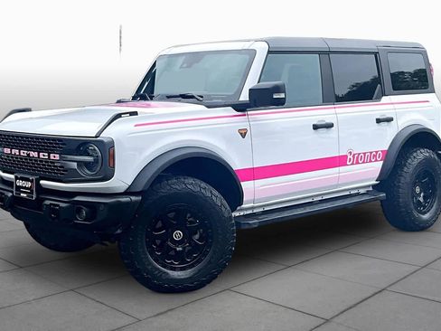 Used 2023 Ford Bronco Badlands image 1