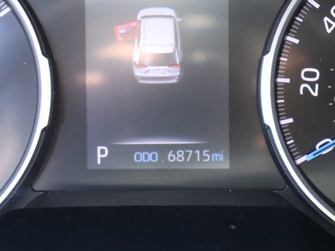 Used 2021 Toyota RAV4 XLE Premium AWD/4WD image 12